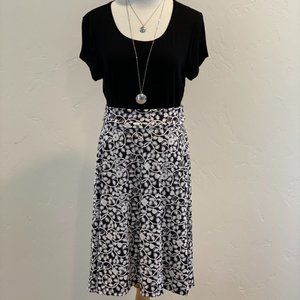 NWOT LuLaRoe Black and White Azure